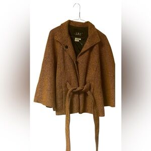 Live A Little Women’s Brown Tweed Black Lining Cape W/ Belt Closure, Sz L